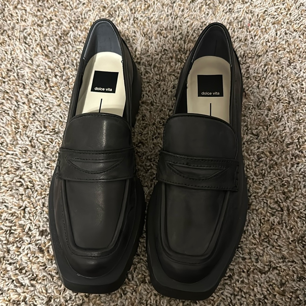 Dolce Vita Elias Flats